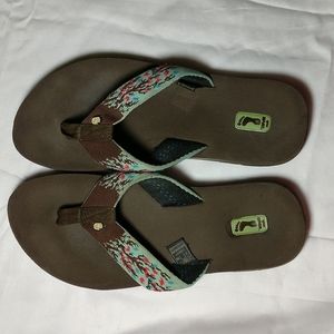 Teva thong flip flops